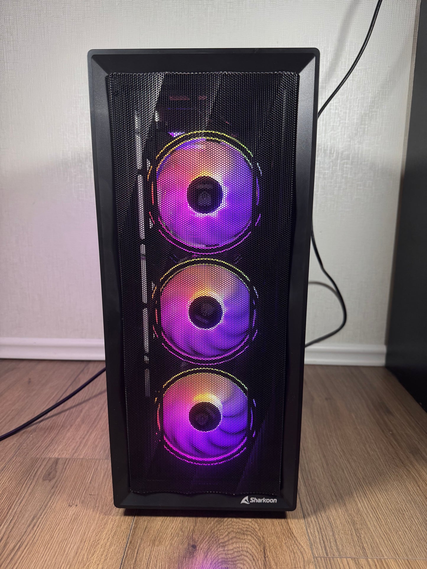 Gaming PC Ryzen 7 7700, RX 7900 XT, 32GB DDR5