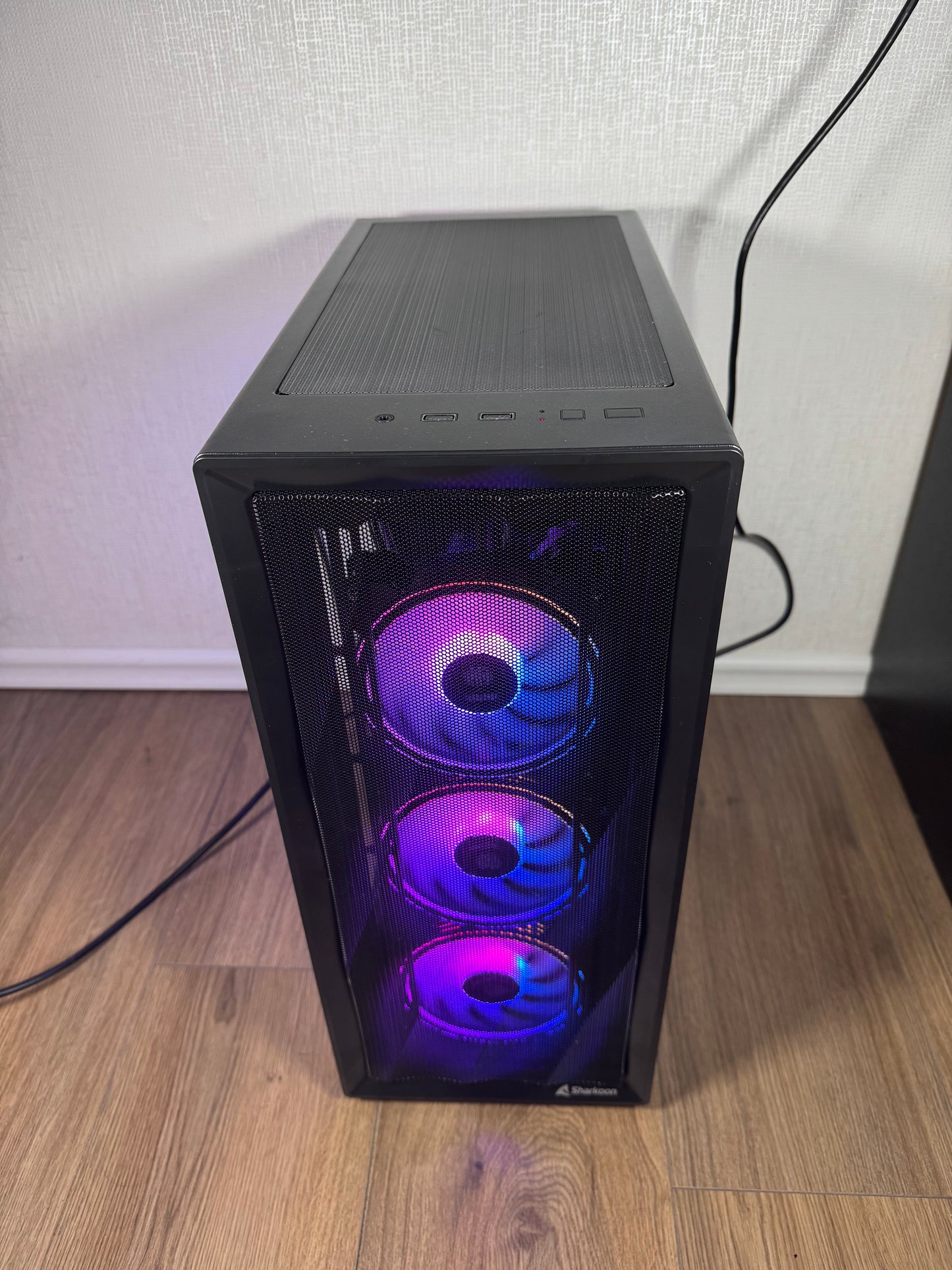 Gaming PC Ryzen 7 7700, RX 7900 XT, 32GB DDR5