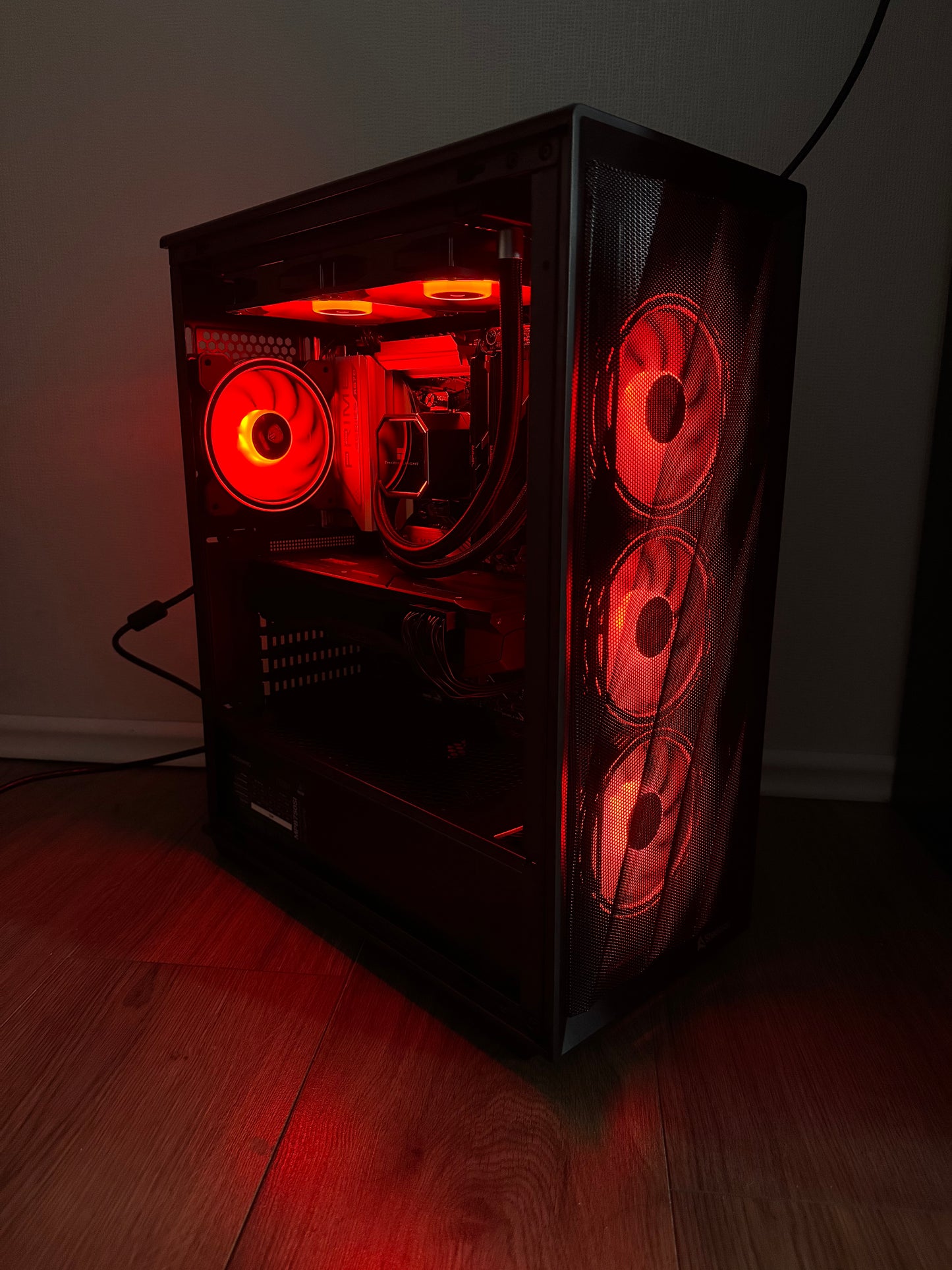Gaming PC Ryzen 7 7700, RX 7900 XT, 32GB DDR5