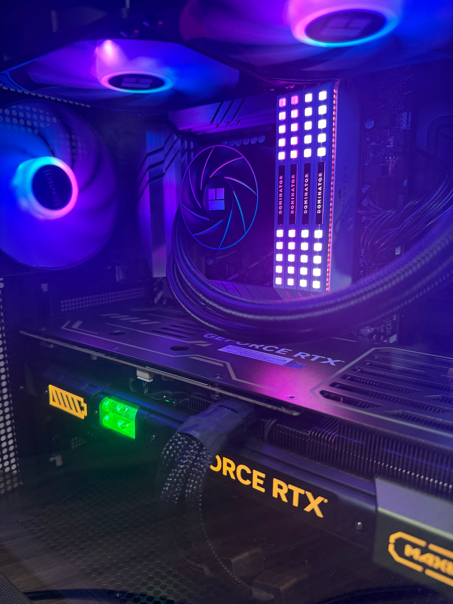 Gaming PC RTX 4080 Super, i7 13700K, 32GB RAM, 1TB SSD