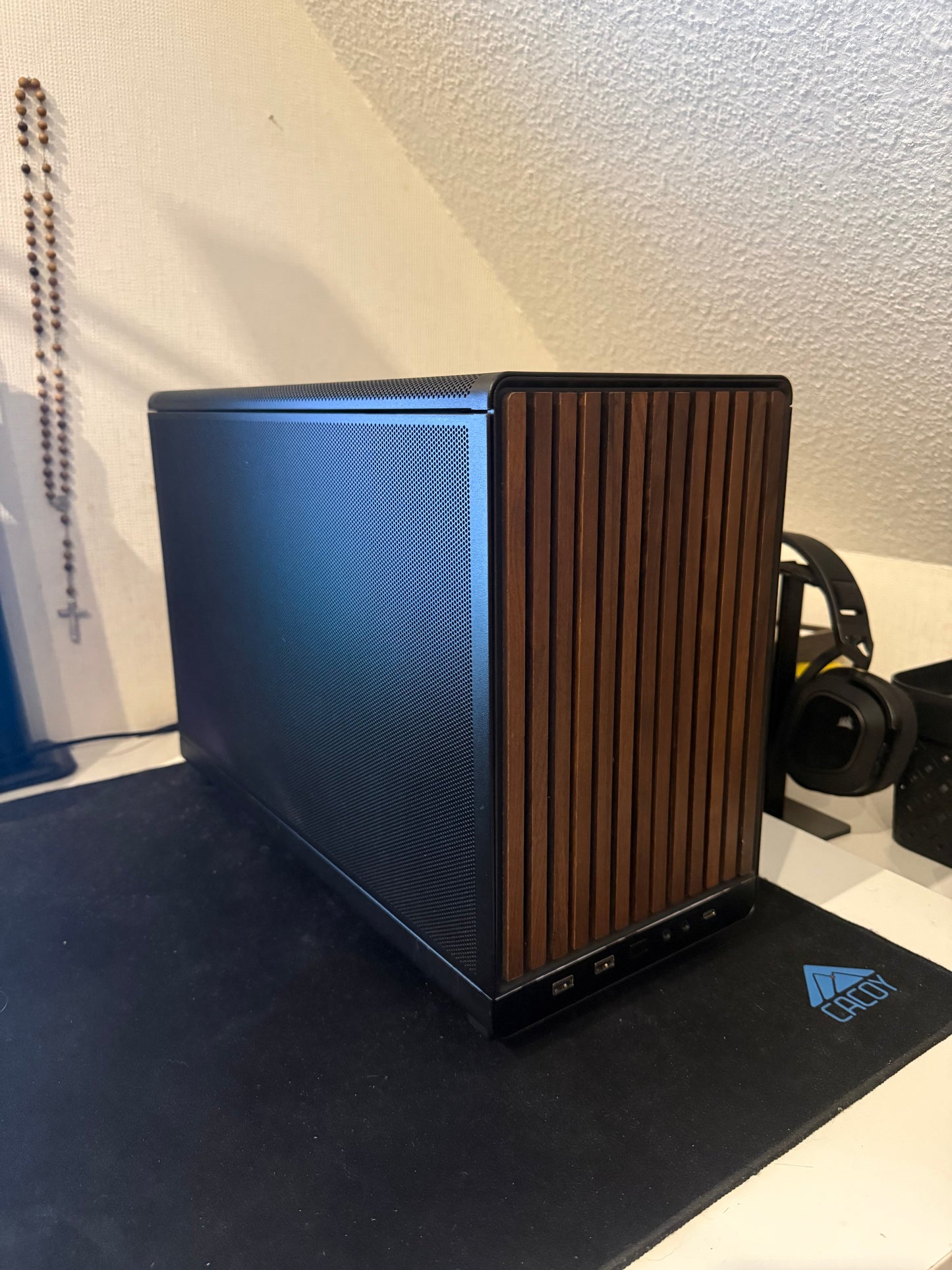 High End Mini Gaming PC RTX 5080, Ryzen 9800X3D, 32GB 6000MHz